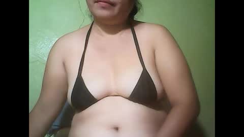 muffy_bunny online show from 6, 1, 2025