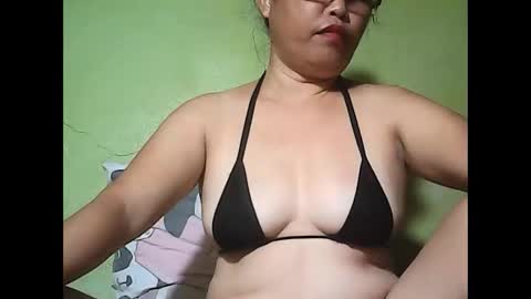 muffy_bunny online show from 8, 5, 2026