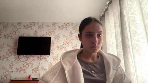 Tia online show from 15, 4, 2026