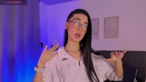 Snapshot of mulan_sheng69 chatting on 2, 7, 2026 Mulan Sheng next broadcast December 4 online show from 2, 7, 2026