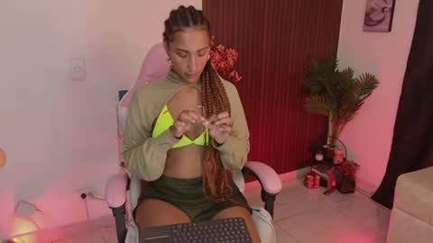 HEY GUYS IF YOU LIKE SEXY SHOW YOU ARE IN THE CORRECT PLACE CU WENESDAY PVT OPEN   TRANSMISSION TIME 5 PM - 10 PM COLOMBIA online show from 25, 6, 2026