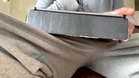 Snapshot of mullato_milkshake chatting on 6, 4, 2026 Kai online show from 6, 4, 2026