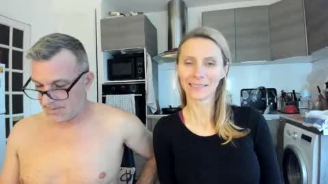 LOVELY JULIA  Peter DAY online show from 1, 2, 2026