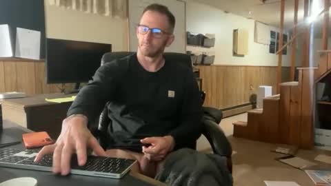 Snapshot of murdockjones7989 chatting on 17, 4, 2026 murdockjones7989 online show from 17, 4, 2026