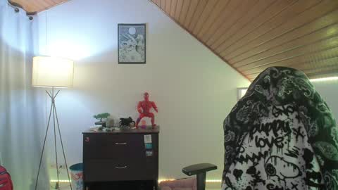 Snapshot of muscle_cock32 chatting on 17, 12, 2024 David Big online show from 17, 12, 2024
