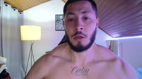 Snapshot of muscle_cock32 chatting on 30, 12, 2024 David Big online show from 30, 12, 2024