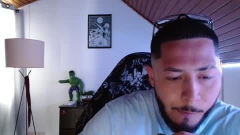Snapshot of muscle_cock32 chatting on 2, 2, 2025 David Big online show from 2, 2, 2025