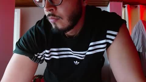 Snapshot of muscle_cock32 chatting on 6, 10, 2025 David Big online show from 6, 10, 2025