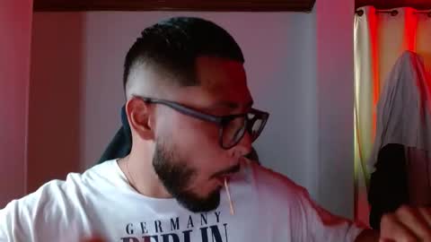 Snapshot of muscle_cock32 chatting on 8, 10, 2025 David Big online show from 8, 10, 2025