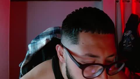 Snapshot of muscle_cock32 chatting on 12, 10, 2025 David Big online show from 12, 10, 2025