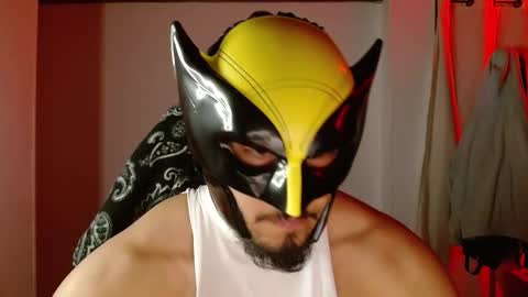 Snapshot of muscle_cock32 chatting on 25, 10, 2025 David Big online show from 25, 10, 2025