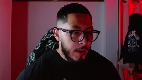 Snapshot of muscle_cock32 chatting on 29, 10, 2025 David Big online show from 29, 10, 2025