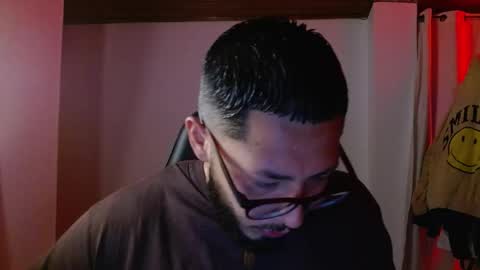 Snapshot of muscle_cock32 chatting on 3, 11, 2025 David Big online show from 3, 11, 2025