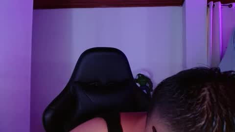 Snapshot of muscle_cock32 chatting on 5, 12, 2025 David Big online show from 5, 12, 2025