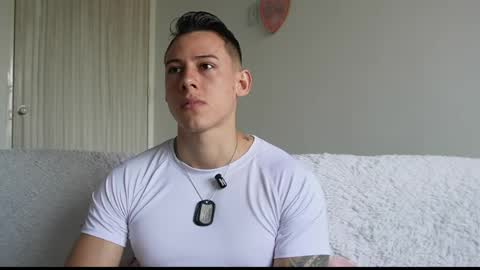 muscle_king_cum online show from 9, 5, 2026