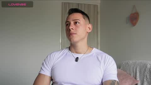 muscle_king_cum online show from 27, 5, 2026