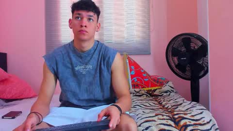 Snapshot of muscle_myke chatting on 9, 1, 2026 myke online show from 9, 1, 2026