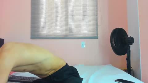 Snapshot of muscle_myke chatting on 10, 1, 2026 myke online show from 10, 1, 2026