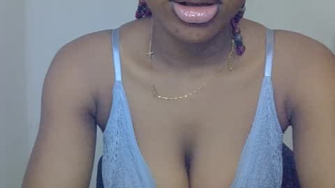 muscle_queen0 online show from 6, 3, 2026