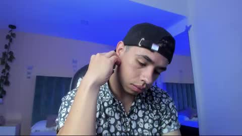 Snapshot of muscle_scott chatting on 2, 2, 2026 muscle scott online show from 2, 2, 2026