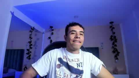 Snapshot of muscle_scott chatting on 19, 2, 2026 muscle scott online show from 19, 2, 2026