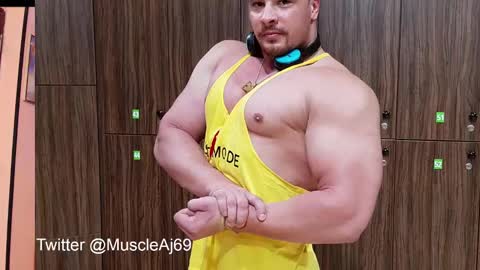AJ online show from 14, 12, 2024