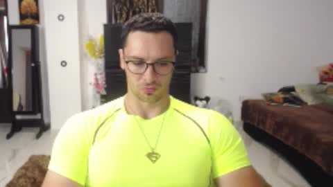 AJ online show from 8, 9, 2025
