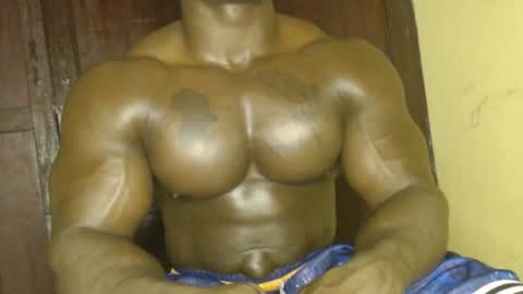 musclegod23 online show from 15, 11, 2025