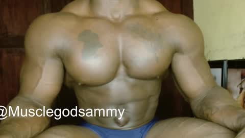 musclegod23 online show from 2, 2, 2026