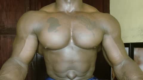musclegod23 online show from 14, 2, 2026