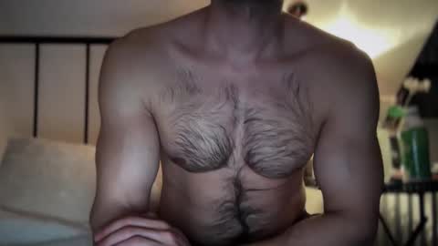 Snapshot of musclehair3 chatting on 17, 1, 2025 musclehair3 online show from 17, 1, 2025