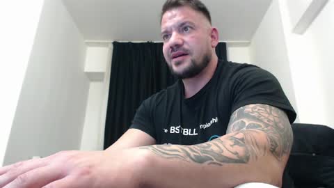 MuscleMonster31 online show from 8, 1, 2025