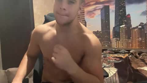 Snapshot of musclephantom chatting on 23, 9, 2025 Egor online show from 23, 9, 2025