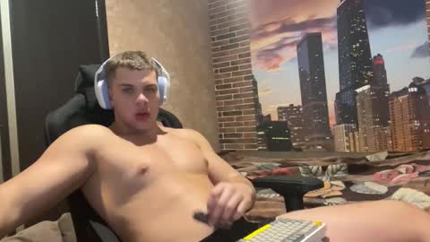 Snapshot of musclephantom chatting on 22, 10, 2025 Egor online show from 22, 10, 2025