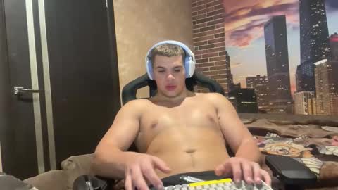 Snapshot of musclephantom chatting on 23, 10, 2025 Egor online show from 23, 10, 2025