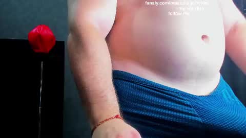 Snapshot of muscularjohnforu chatting on 28, 7, 2026 click icon for peach online show from 28, 7, 2026