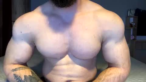 Snapshot of muscularjuggler chatting on 2, 11, 2025 muscularjuggler online show from 2, 11, 2025