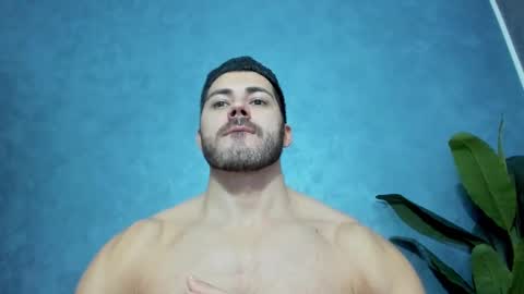 muscularmaster onlyfans online show from 19, 12, 2024