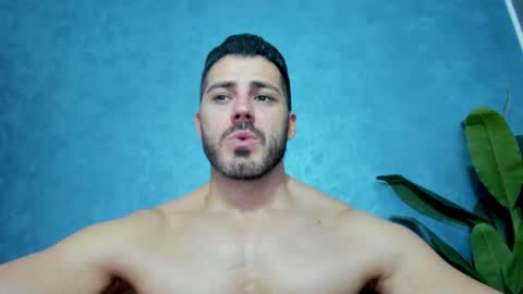 muscularmaster onlyfans online show from 4, 1, 2025