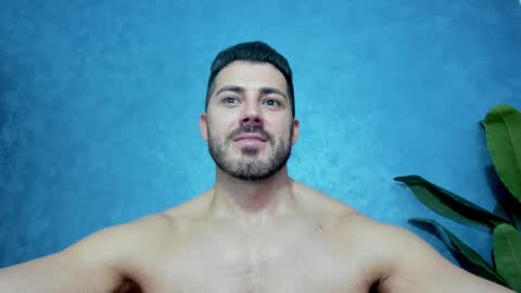 muscularmaster onlyfans online show from 5, 1, 2025