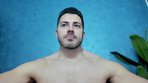 muscularmaster onlyfans online show from 30, 1, 2025