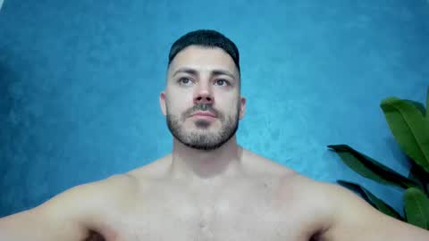 muscularmaster onlyfans online show from 6, 3, 2025