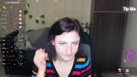 Snapshot of muse_kitty_jenia chatting on 4, 1, 2025 Jenya online show from 4, 1, 2025