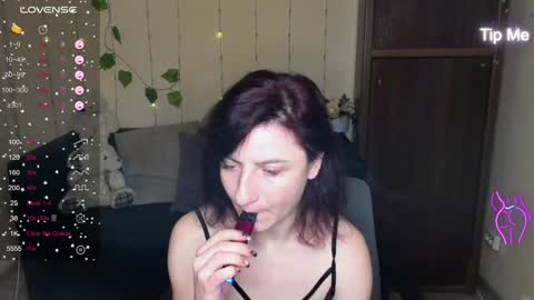 Snapshot of muse_kitty_jenia chatting on 10, 1, 2025 Jenya online show from 10, 1, 2025