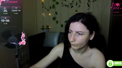 Snapshot of muse_kitty_jenia chatting on 3, 10, 2025 Jenya online show from 3, 10, 2025