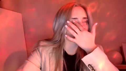 Snapshot of musescorner chatting on 6, 3, 2026 musescorner online show from 6, 3, 2026