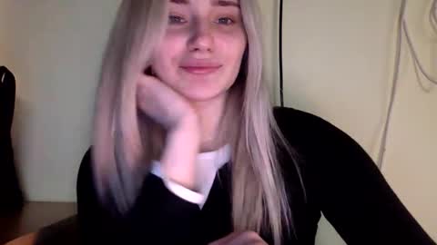 Snapshot of musescorner chatting on 14, 3, 2026 musescorner online show from 14, 3, 2026