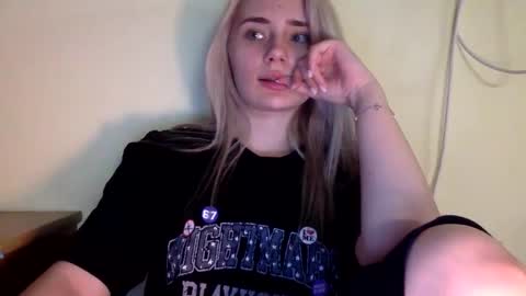 Snapshot of musescorner chatting on 27, 3, 2026 musescorner online show from 27, 3, 2026