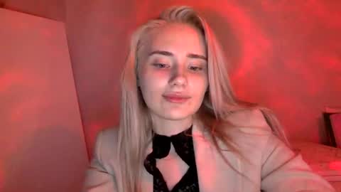 Snapshot of musescorner chatting on 4, 4, 2026 musescorner online show from 4, 4, 2026