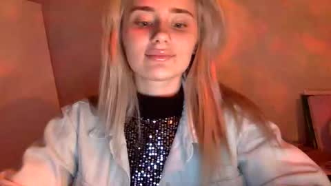 Snapshot of musescorner chatting on 5, 4, 2026 musescorner online show from 5, 4, 2026